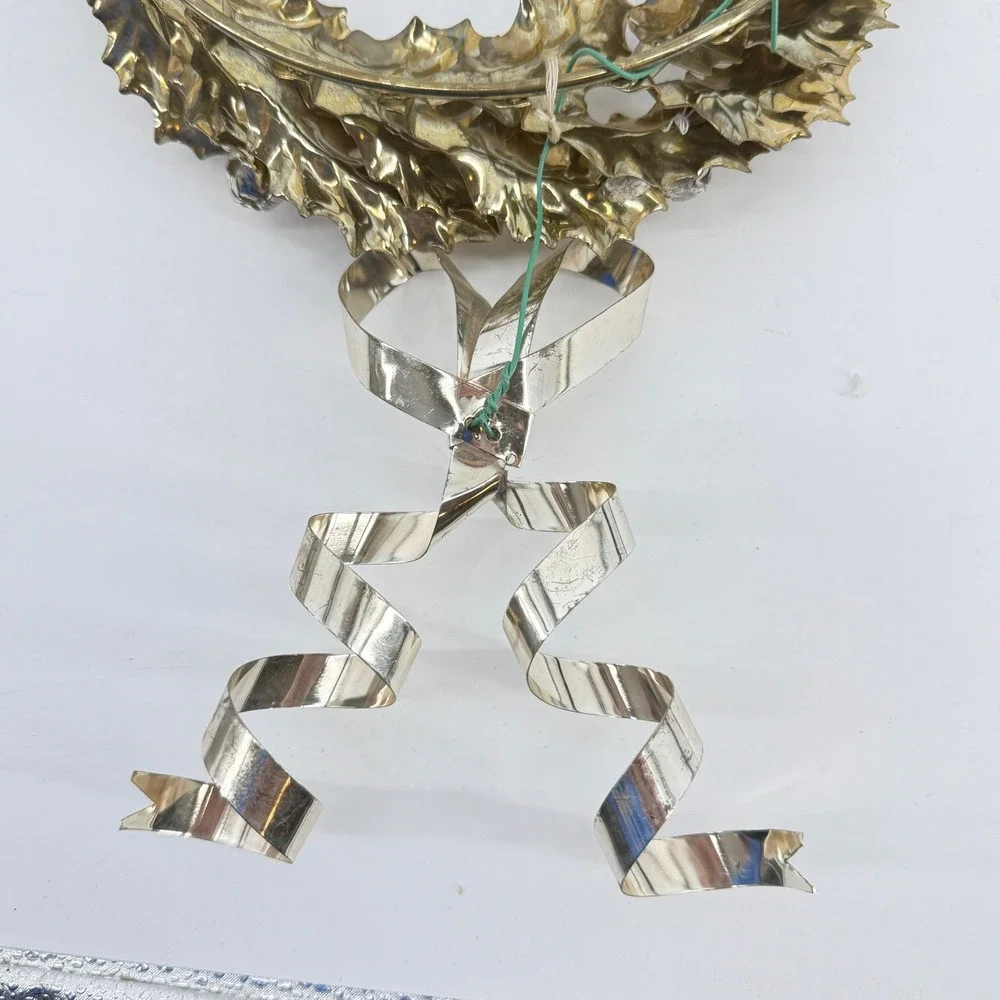 Department 56 Holly Bow Metal Wreath w/Box Home Decor Gold Silver Jingle Bells